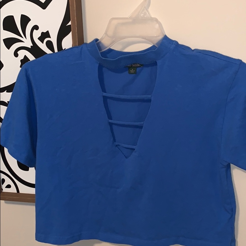 cropped blue top